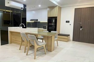Fully furnished 2 bedroom apartment for rent in Midtown at cheap price.
