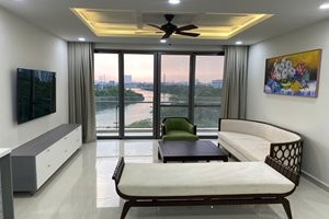 Riverpark Premier apartment for rent 3 bedroom direct river view with parking space