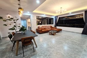 Amazing 3 bedroom apartment in The Panorama for rent with renovated furniture and open kitchen