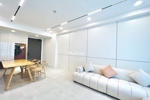 Stunning and full furniture apartment  for rent at The Antonia with 2 bedrooms