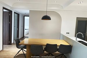 Well-decorated 3 bedroom in Midtown for rent with luxury furniture and river view