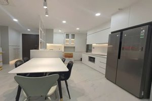Midtown 3 bedroom river view apartment for sale with full furnishings and parking