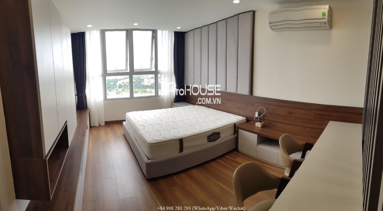 Penthouse-in-Phu-My-Hung-For-rent-002-1.jpg