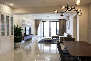 Luxury apartment for rent 140 sqm in Block B of Riverpark Premier
