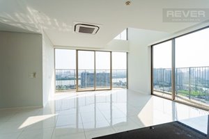 Big size Duplex for rent in Waterina Suites with nice view