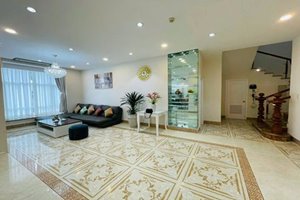 Penthouse for rent at Riverside Residence, 500sqm, 5 bedrooms, fully furnished