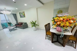 Spacious 3 bedroom apartment scenic valley fully furnished bright view
