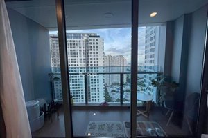 Cheapest 2 bedroom apartment for sale in Sunwah Pearl with full furniture