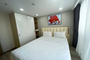 Modern 3 bedroom apartment for rent at Midtown fully furnished