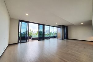 Duplex 3 bedrooms area 250 sqm for rent in Empire City with basic furniture