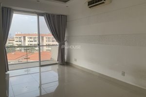 Unfurnished apartment for rent in Garden Plaza with 3 bedrooms