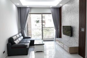 Middle floor 2-bedroom apartment for rent in Midtown-The Grande with modern furniture
