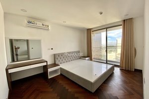2 bedroom apartment for rent in The Grande Phu My Hung with basic furniture
