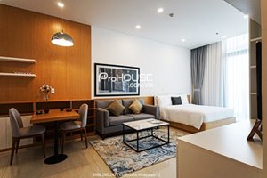 Cozy studio apartment for rent in Richlane Residence, near Vivo City District 7 having oven and big kitchen