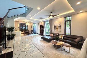 Lavila Garden Villa For Sale | Premium Furnishings | Corner Lot | Private Garden