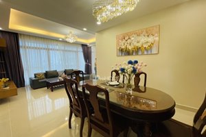 3-bedroom apartment for rent with pool view in Star Hill with luxurious furniture