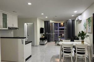 Middle floor 2-bedroom apartment for rent in Scenic Valley 1 with modern design