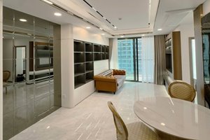 Stylish fully furnished 2 bedroom residence at The Aurora