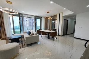 Luxury 3 bedroom apartment for rent near District 1, Ho Chi Minh City
