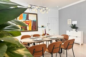 Good rental 3-bedroom apartment for rent in Green View with new furniture having bathtub