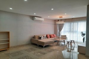 Sale Happy Valley 3 bedroom apartment with full furnishings and private parking