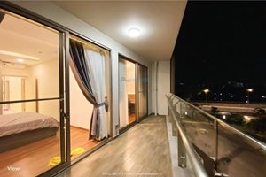 Big size 2br apartment in Midtown M5 for rent with full furniture and river view