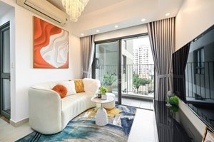Super luxury 2 bedroom apartment for sale at Masteri Thao Dien with full furniture