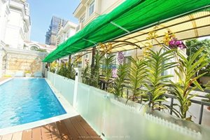 Beautiful villa for rent near Midtown and Taipei International School having private swimming pool