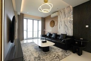 River view 3-bedroom apartment for rent in Scenic Valley with modern furniture
