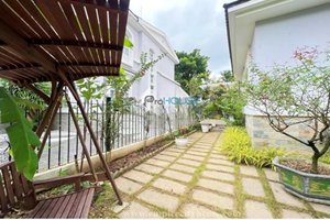 Big single 4 bedroom villa for rent in Phu My Hung having garden