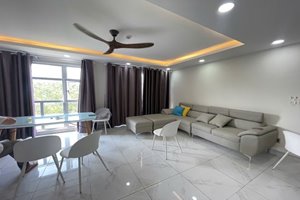 3 bedroom apartment with modern furniture and parking for rent at Happy Valley Phu My Hung