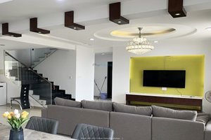 4 bedroom penthouse for rent in Phu My Hung with large garden