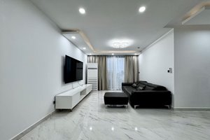 Midtown 3BR Apartment 121m² for Rent, Fully Furnished, Parking Included