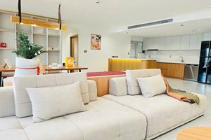 For sale Happy Valley stylish 3 bedroom apartment fully furnished brand new with clear ownership status
