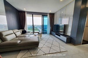 Gorgeous 3 bedroom apartment in Sunwah Pearl for rent with full furniture and river view 