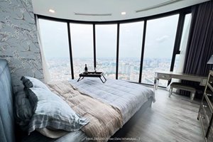 Apartment for rent in Vinhomes Golden River with curve view and nice furniture