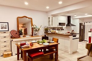 Canh Vien European style apartment area 118m2 for sale with full furniture