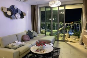 Nice view 2 bedroom apartment in Riviera Point for sale with full furniture