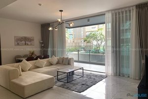 Elegant designed apartment for rent in Empire City with open pool view