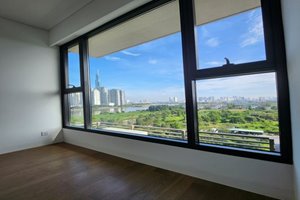 Beautiful view 2 bedroom apartment for sale in The River Thu Thiem with cheap price