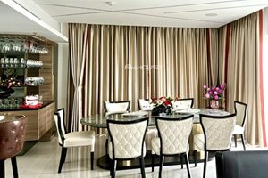 Large 4-bedroom Penthouse for rent in Happy Valley with high-class furniture