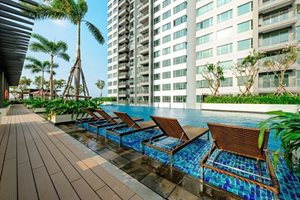 4 bedroom apartment for sale in District 7, basic furniture, nice view to the river, good price