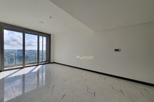 Urgent sale apartment in Empire City with 2 bedroom fully furnished