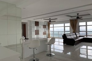 Large apartment for sale in Happy Valley with 3 bedroom full of furniture
