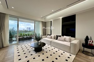 Stunning 3 bedroom apartment for sale with fully furnished  in Riverside Residence