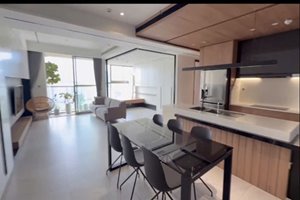 Midtown 3 bedroom river view apartment for rent with luxury furnishings