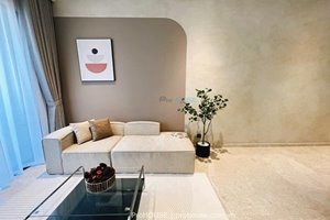 Extremely nice 2 bedroom apartment for rent in District 1 with full of high quality furniture