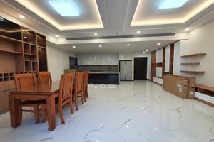 Large 3 bedroom apartment for rent with river view in Empire City with full furniture