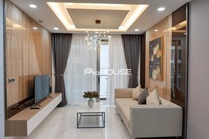 Elegant and light-filled 2 bedroom apartment for rent in The Symphony of Midtown