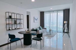 For rent Empire City – 1-bedroom apartment with stunning river view and modern furniture